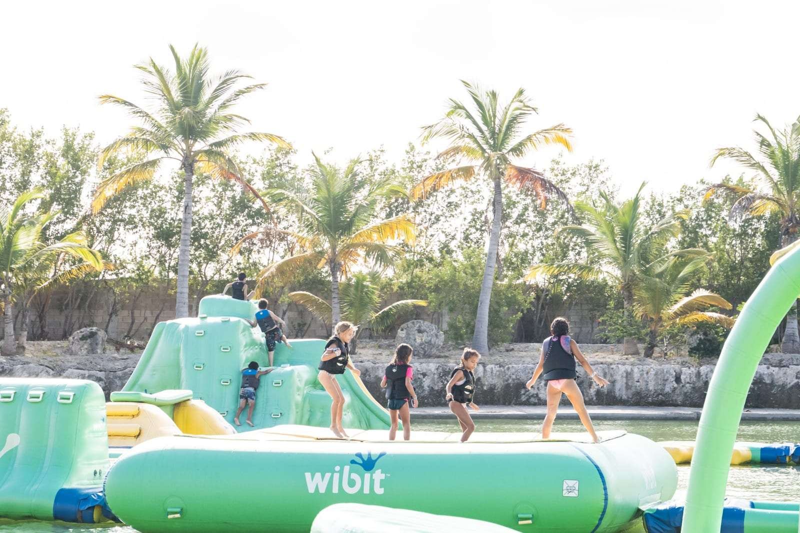 Resorts familiares todo incluido en Punta Cana con parques acuáticos cercanos
